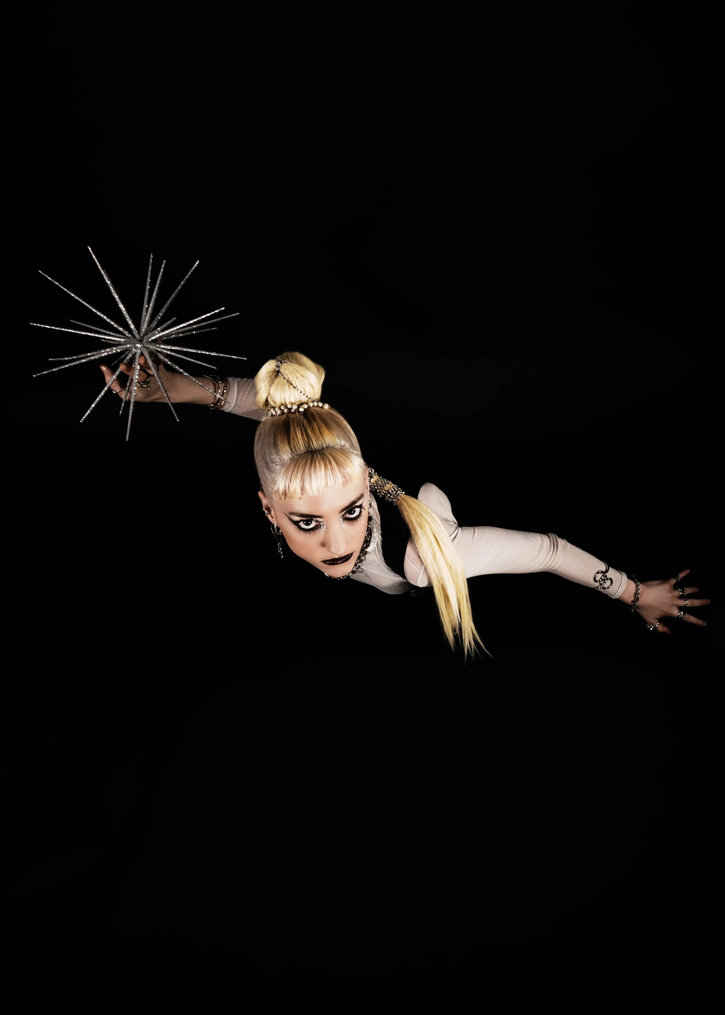 Heavy Collection avant garde editorial look 4