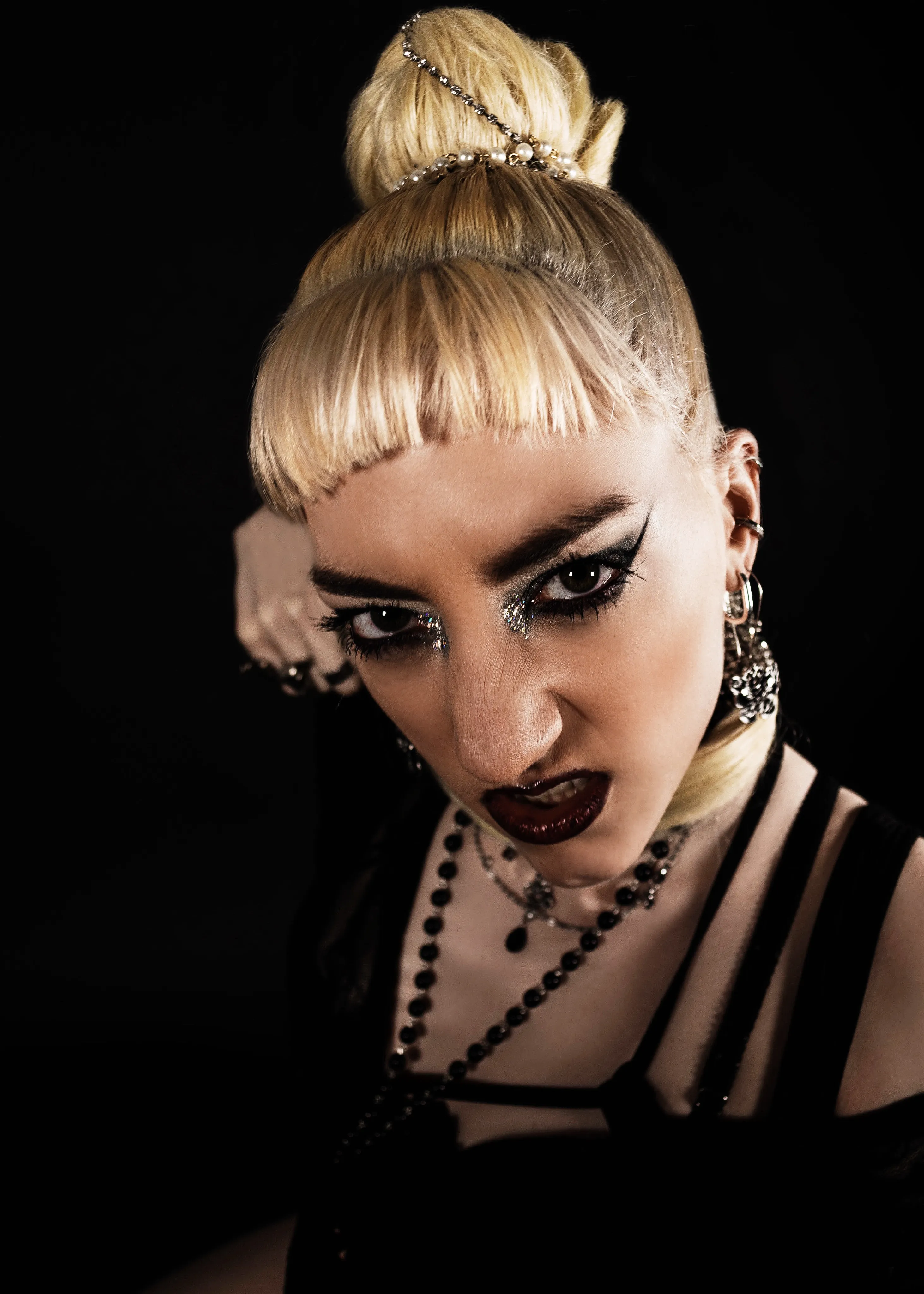 Heavy Collection avant garde editorial look 8