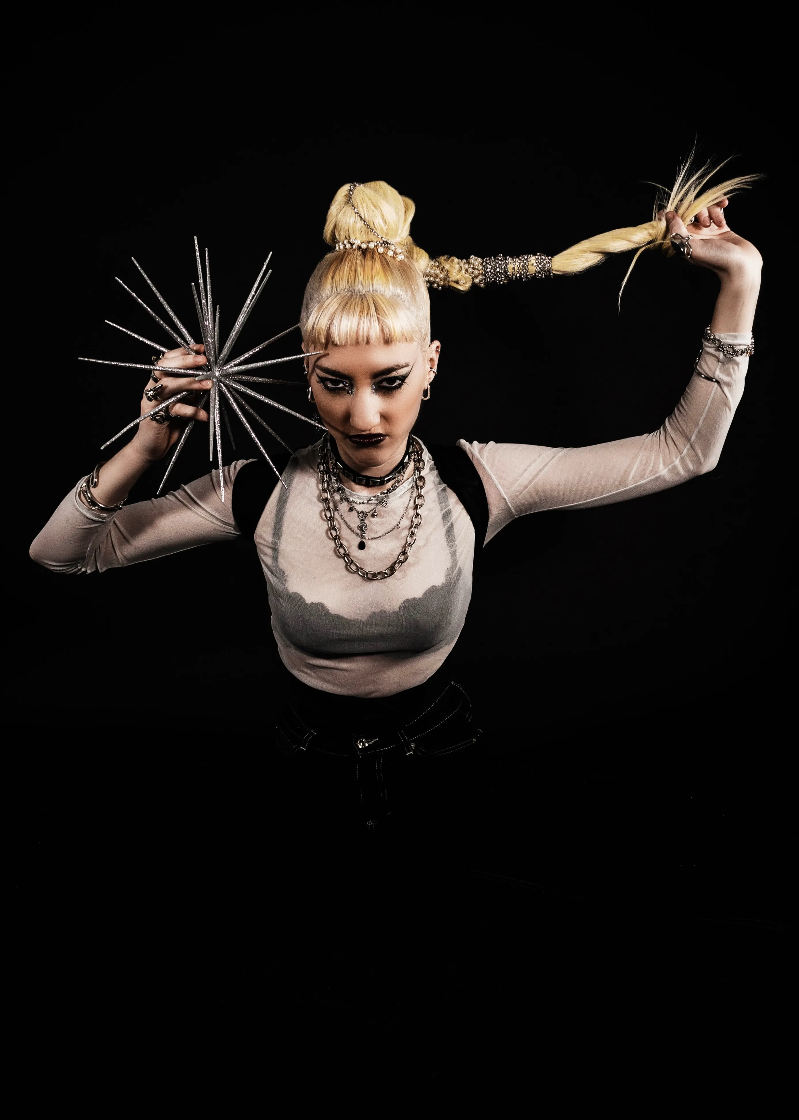 Heavy Collection avant garde editorial look 12
